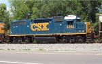 CSX 4302 on O825